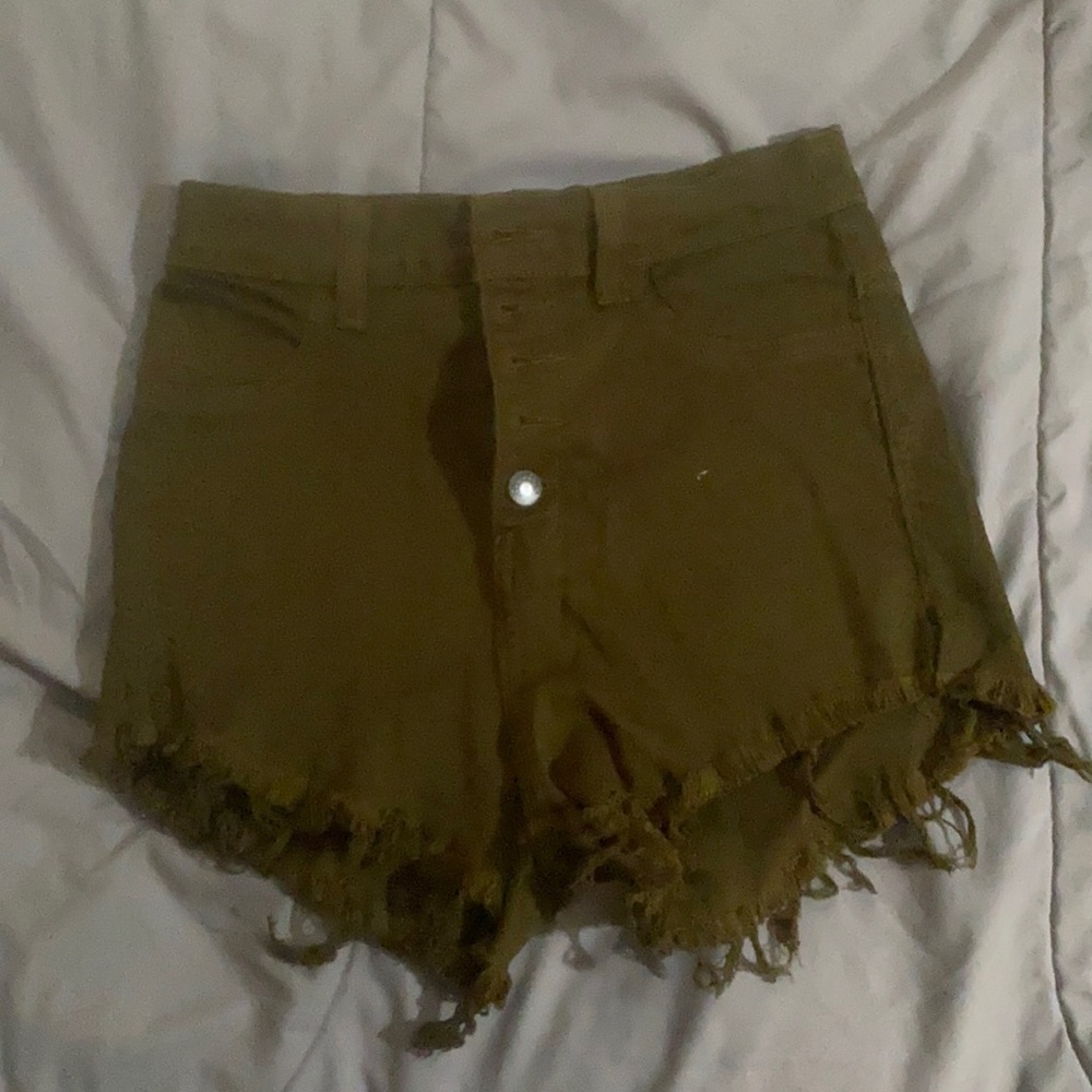 GJG High Rise Short in Olive - M
